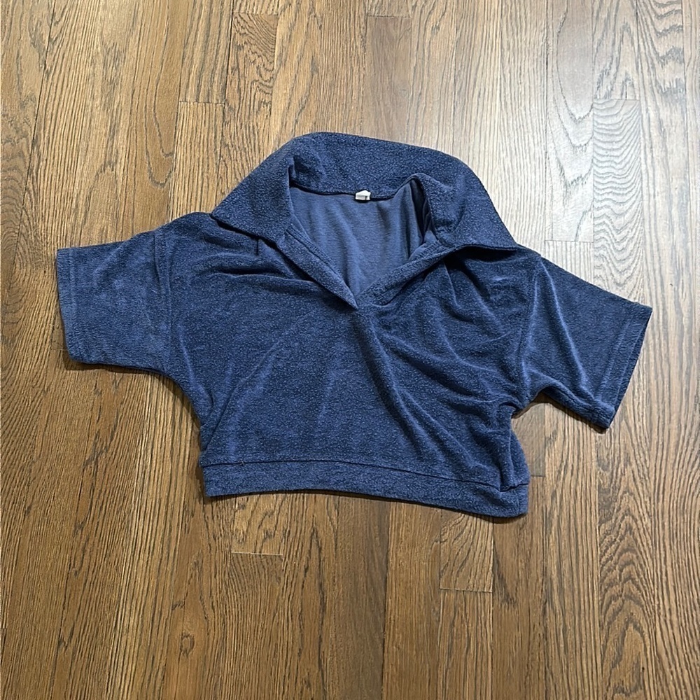 Hey Babe Women’s Collared Crop Tee - Size Small